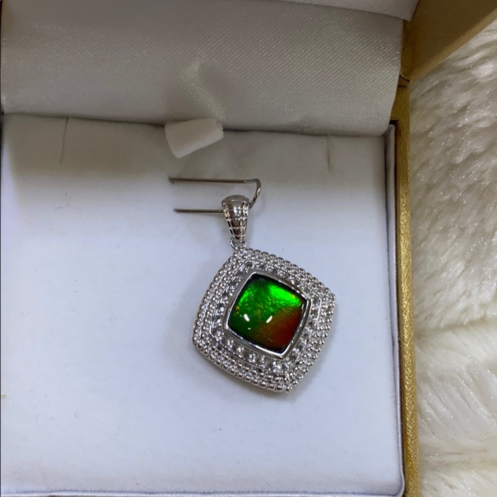 Sterling Silver Diamond Ammolite Pendant  …